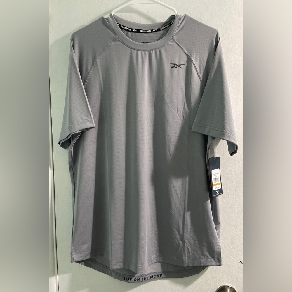 Reebok Transport Performance Tee- Size Medium- NWT